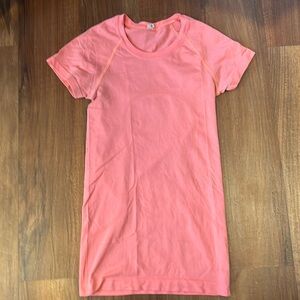 Lululemon Swiftly Tech Short Sleeve